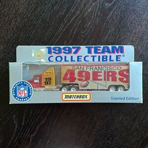 SF 49ers collectible Matchbox truck